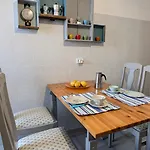 Casa Emilia * 카로비그노